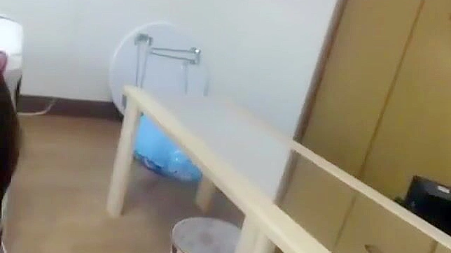见证诱人丰腴女性的独舞魅力展露
