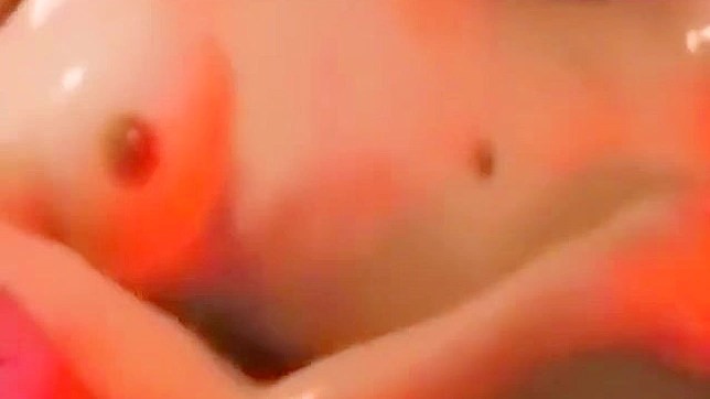 JAV美女在植物怪兽吞噬幻想中迷失于狂野欲望！