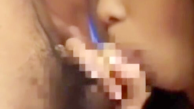 与丰满亚洲妹子的激情多人 cum play 狂欢！