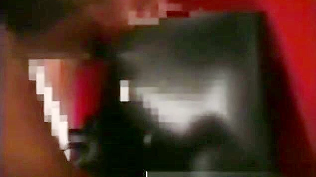 与这位丰润的亚洲美人体验极致多人喷射狂欢！