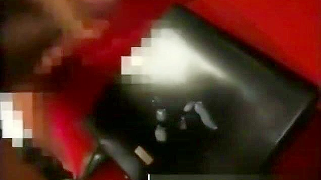 与这位丰润的亚洲美人体验极致多人喷射狂欢！