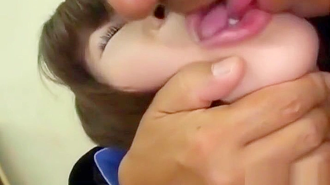 探索迷人Yumi Takeda在她的新JAV冒险中