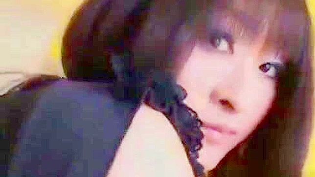 释放欲望：第四季日系美女激情吸吮与狂野做爱体验