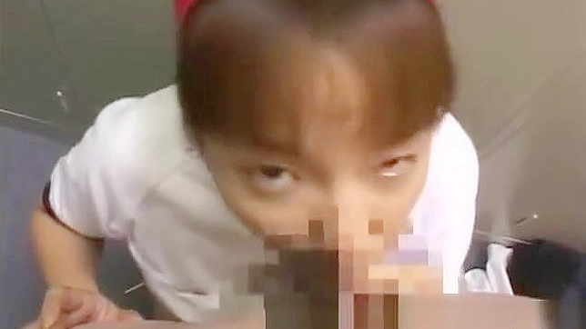 体验终极日本颜射~十八岁真素人 gangbang 喝精液