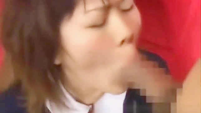 日本女巫湿身狂野激情做爱并享受甜蜜的多人喷射体验