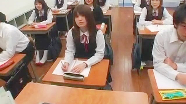 JAV欢迎你来到咕噜学校！你的最爱家人在此等候！