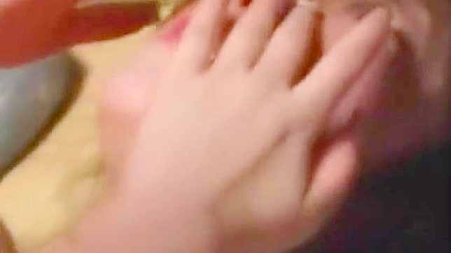 拥有巨乳的JAV美女~一场视觉盛宴！