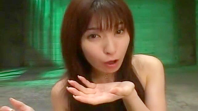 精液喷射与吞咽 ~ 异域日本女神南波杏的精彩JAV场景