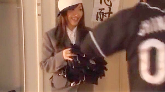 JAV女神浅仓麻美迷人射精与面部快感体验