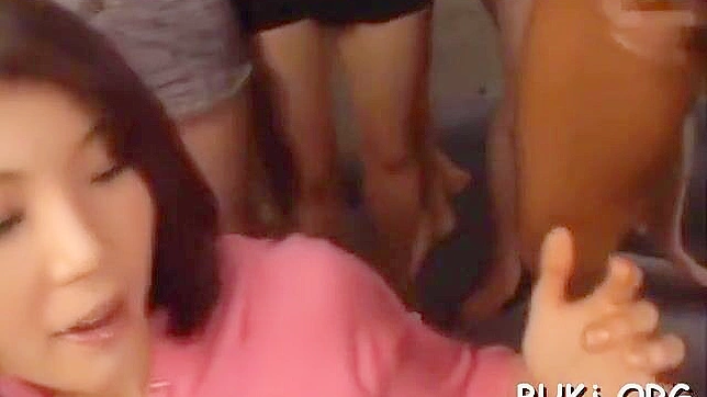 JAV偶像体验爆炸式颜射对决 — 必看！