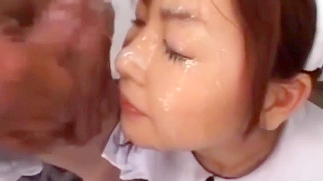 用我们日本少女女仆的集体射精秀挑逗你的感官吧！