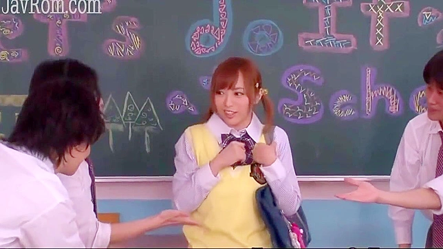 日本少女口交颜射~揭秘18岁处女学生秘密幻想！