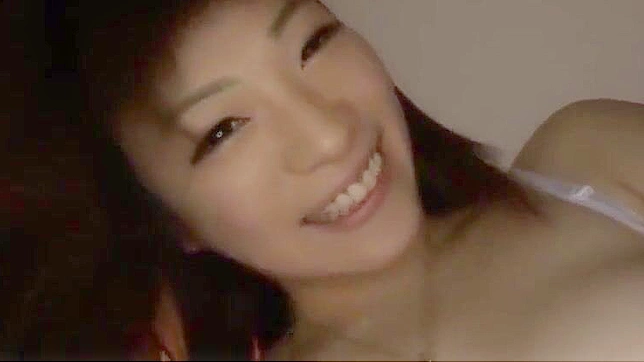 日本女神由纪本美梅献上震撼口交体验，粉丝必看艺术之作！