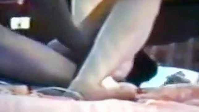 沉浸于迷人的中国魅惑女郎：令人着迷的成人电影体验