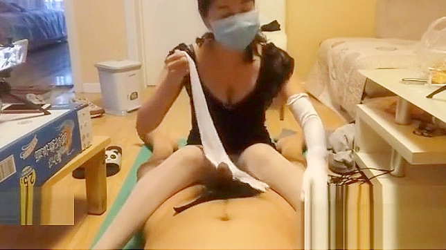 渴望中国女神的性感触摸与非凡脚底按摩体验