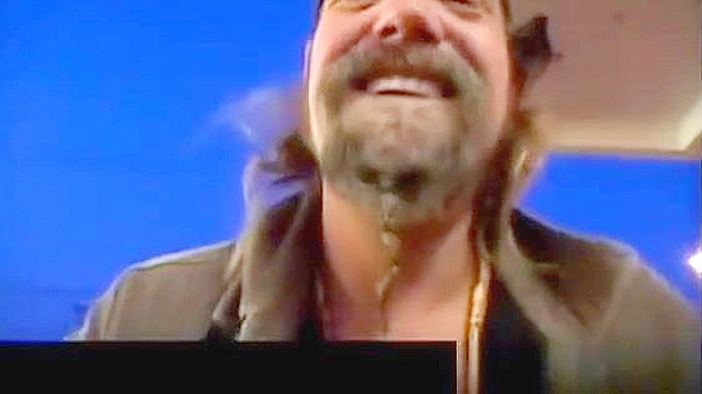 准备好迎接Kina的疯狂俱乐部冒险吧！独家硬核亚洲射精和吞咽场景！