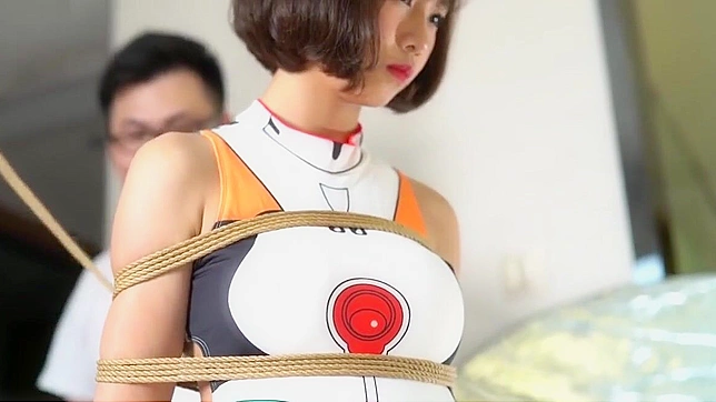 揭露Tayla束缚：探索TyingArt的狂野面