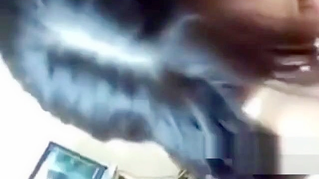 中国美人给毛茸爱人极致口交并吞下他的精液！