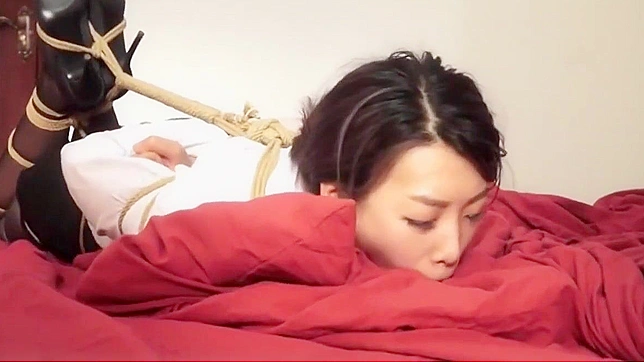 束缚哑女亚洲美人 – 必看成人视频！