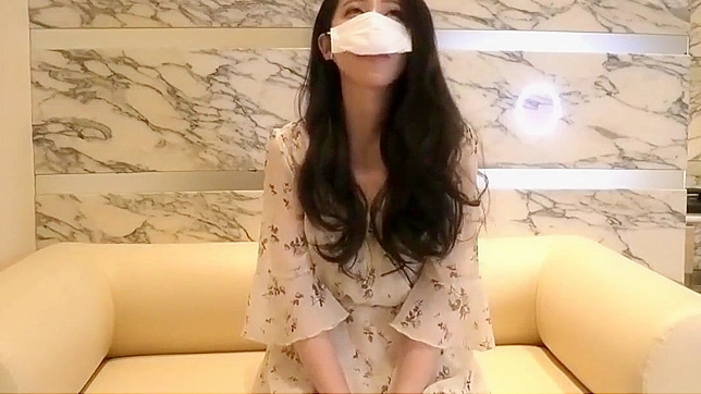 日本AV女星诱人彩美迷人自慰演出