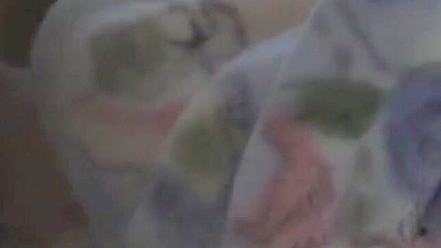 日式美人柔毛按摩秀 – 成人视觉盛宴抚慰