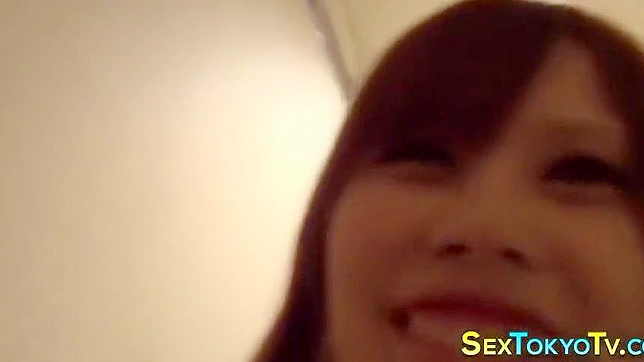 介绍性感日本女巫及其迷人的阴道按摩技巧！