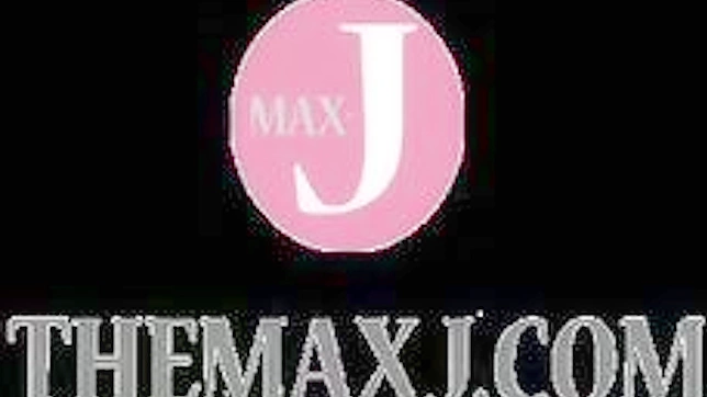 可爱的日本女学生浓密私处被狠狠操弄