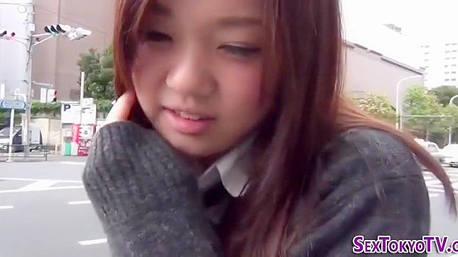 体验日本色情片的极致魅力，欣赏撩人女士裙底诱惑！