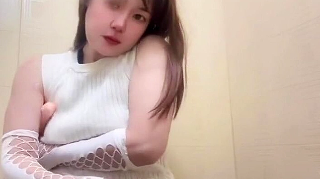 揭开秘密~性感内衣与腋下迷恋：展现女性魅力和美丽的日本成人片