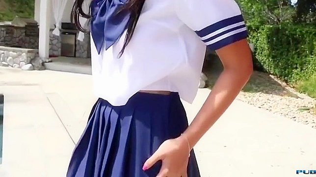 日系魔法女巫马里卡·哈斯热力十足的高清独秀表演