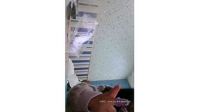 日本校服妹大G杯胸隨搖擺緊纏屌爽翻