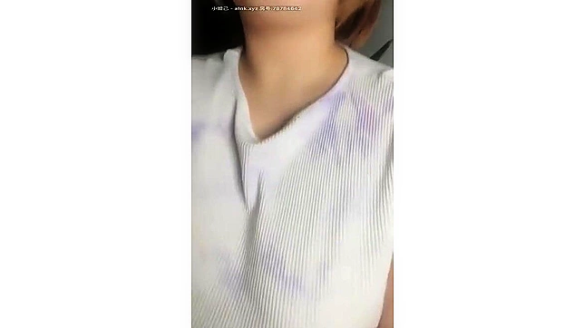 书呆子校服女友让男友尽情玩弄她身体