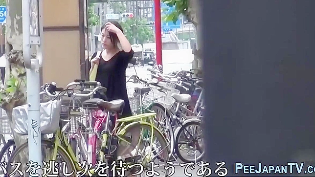 湿漉狂野：公共场合的亚洲尿液游戏