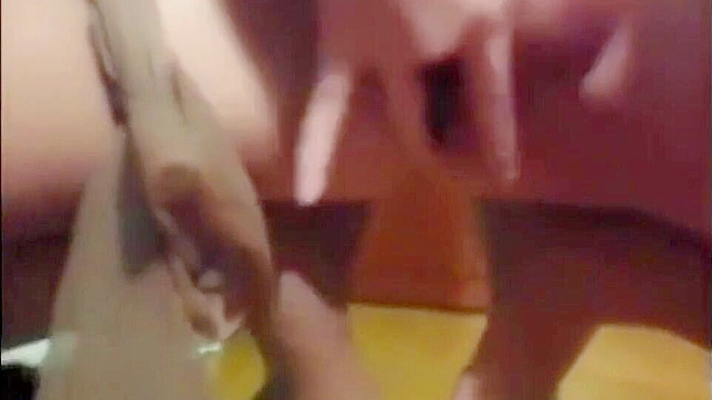 和这些热辣的韩国美女一起满足你的欲望！