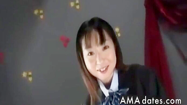 探索日本色情世界的感官之旅～窥探年轻迷人的日本少女私生活！