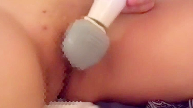 与最火辣的网络女主播尽情挑逗！