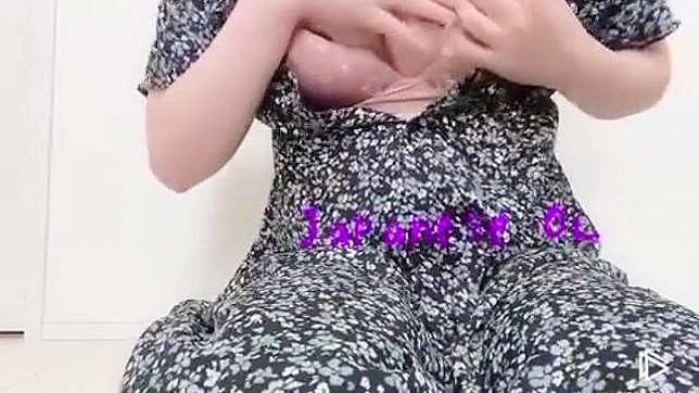 迷人日本女士呈现魅惑奶香喂养场景！