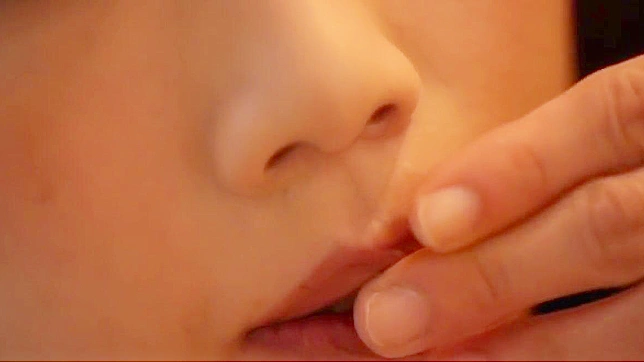 介绍Ageha 04 –东京诱惑~最新日本色情视频中的迷人丰腴美女