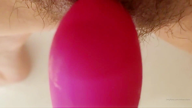 日本性感女神Anetta Keys用玩具自慰诱惑你心神