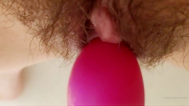 日本性感女神Anetta Keys用玩具自慰诱惑你心神