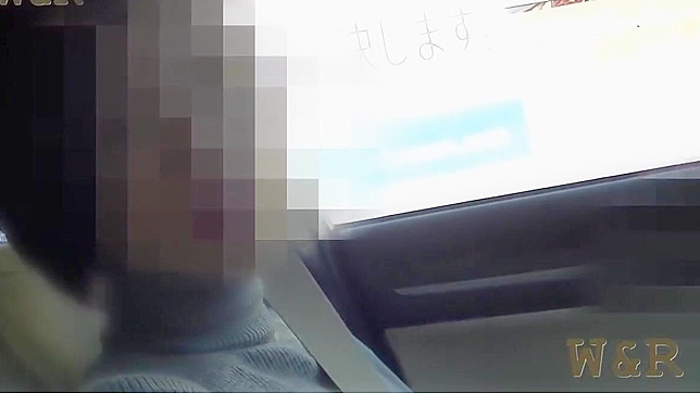 日本美女在公共停车场全裸现身