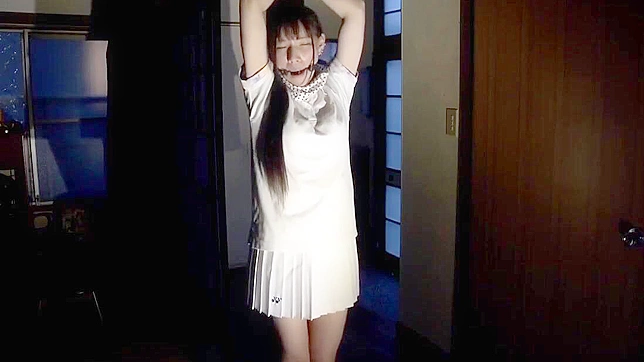 日本学生被大学医生狠狠肏了毛茸茸的逼并射满精液