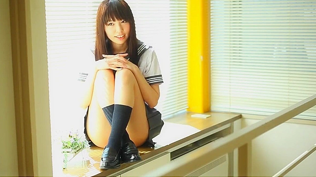 日本性感美人Minami 01：迷人身体与魅惑动作展示