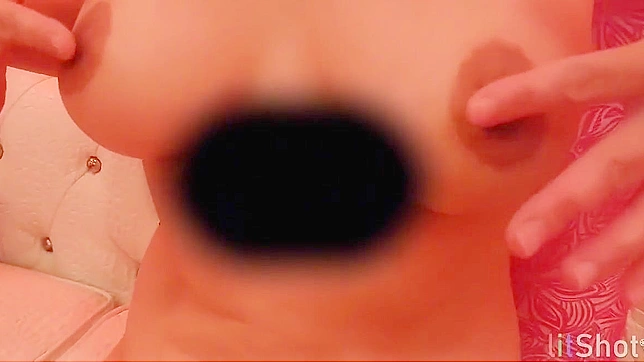 释放你的内在女神：观看我们的日本AV片中熟女风骚表现！