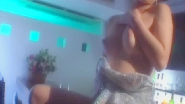 日本熟女私密自慰享樂時刻