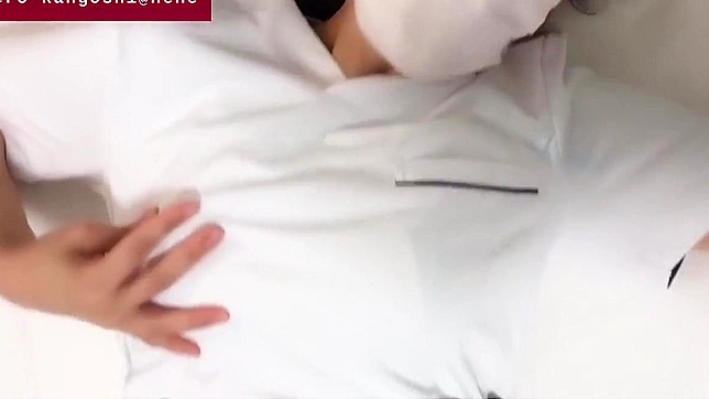 释放欲望，性感护士助你一臂之力！快来观看这些刺激的动漫电影吧！