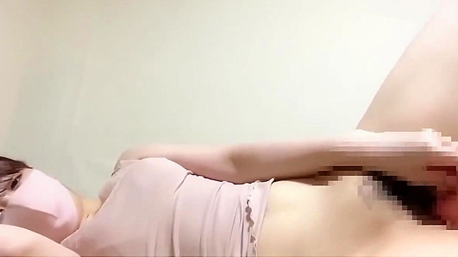 日本网络女主播的性感冒险 — 立即观看！