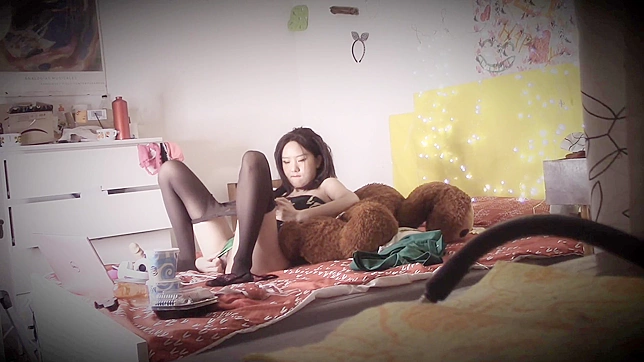 镜头捕捉到的瞬间～性感女巫现场被抓现行！