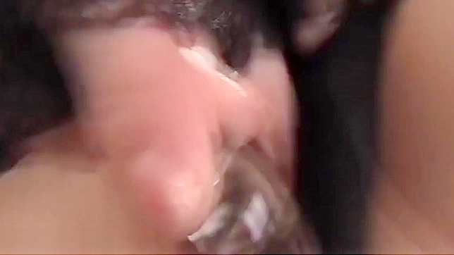 蒙眼的优美U穿丝袜挑逗与激情做爱冒险记