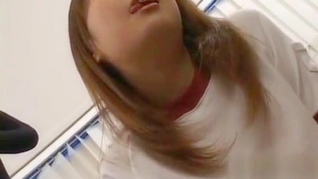 与狂野日本熟女的疯狂多人激情狂欢。